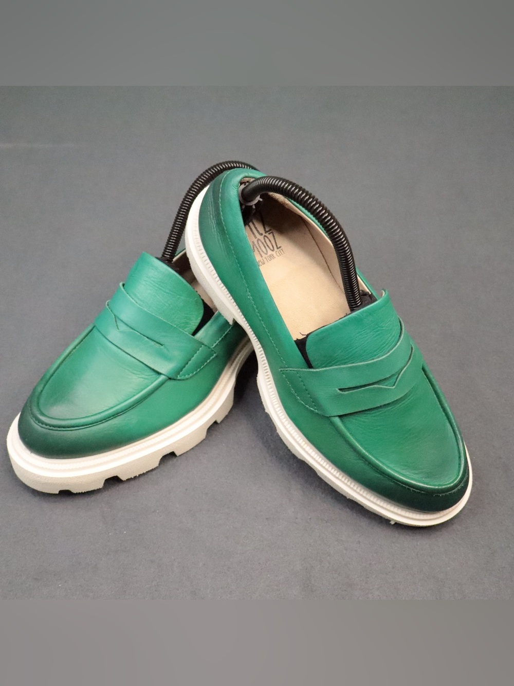 Miz Mooz Torin Green Leather Platform Loafers Lug Sole Shoes Size 39 US 8.5/9